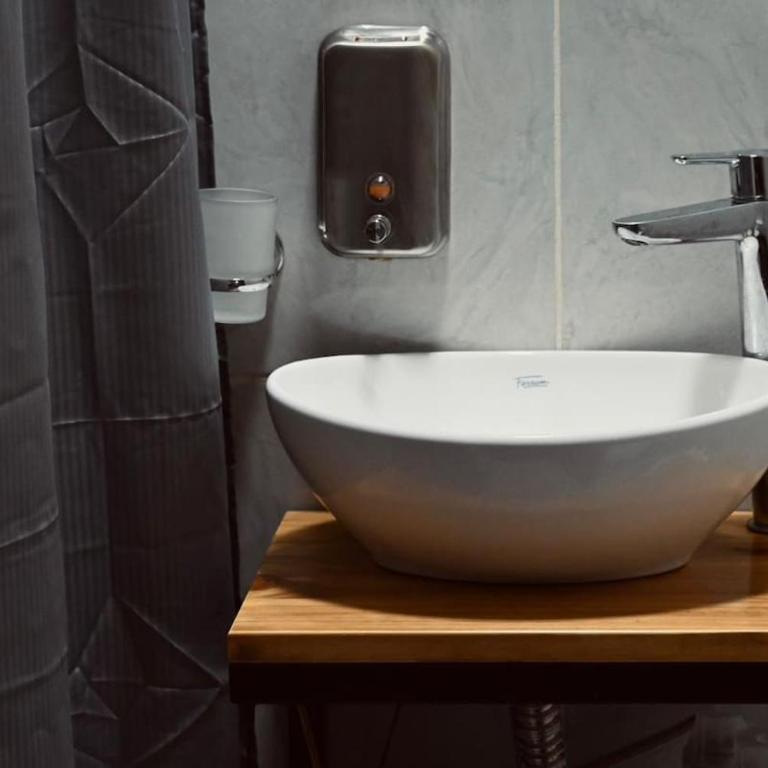 Casa en Luján, con cochera y a minutos de todo - Apartamento de 2 dormitorios - 13
