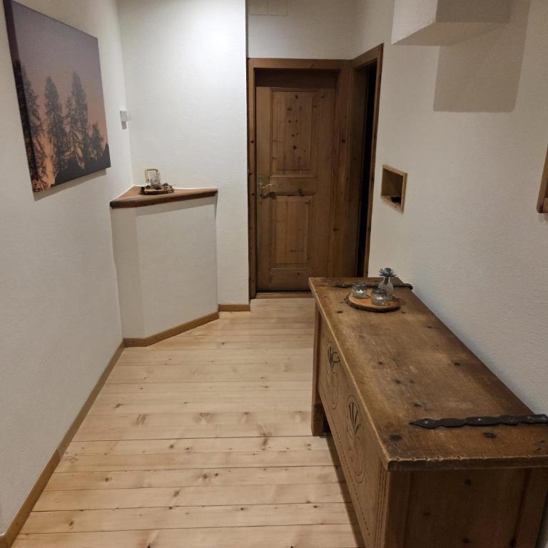 Chasa Bellavista - Apartment mit 3 Schlafzimmern und Balkon - 3