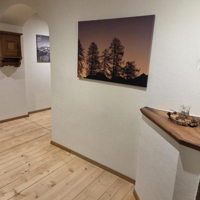 Chasa Bellavista - Apartment mit 3 Schlafzimmern und Balkon - 4