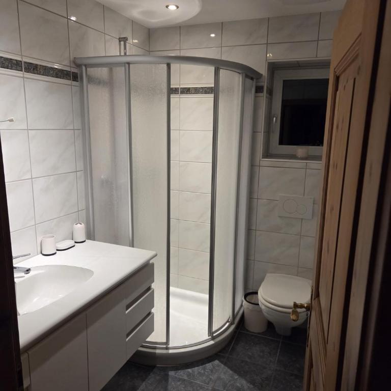 Chasa Bellavista - Apartment mit 3 Schlafzimmern und Balkon - 5