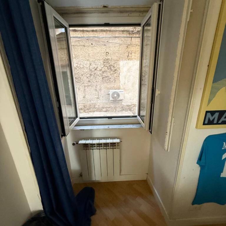 Plebiscito Charme Rooms - Camera Matrimoniale con Bagno in Comune - 1