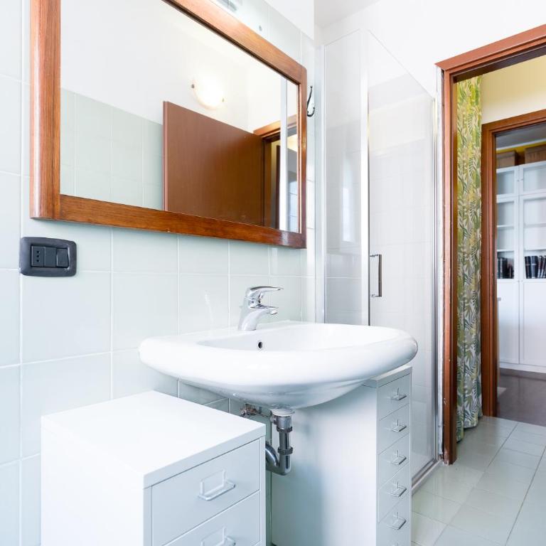 Exclusive home with terrace at 15 min to Duomo - Appartamento con 1 Camera da Letto - 21