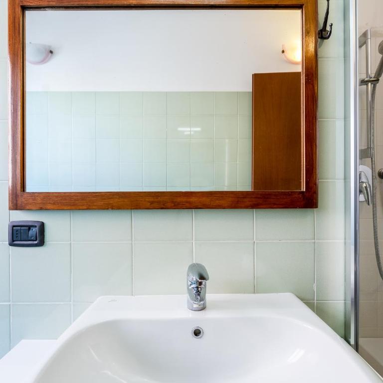Exclusive home with terrace at 15 min to Duomo - Appartamento con 1 Camera da Letto - 34