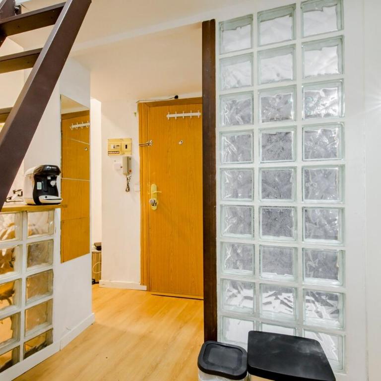 Private Apartment in La Latina - One-Bedroom Apartment - 4