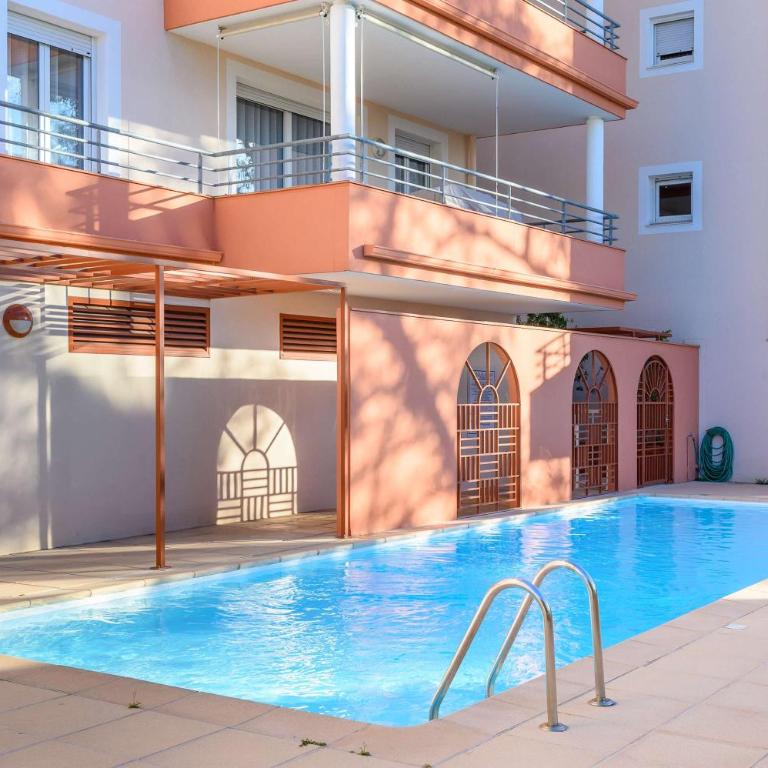LX193 Grand lumineux terrasse piscine - Parking - Apartment - 8