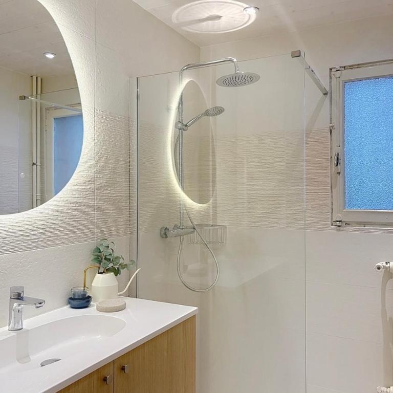 Appartement cosy 4 à 6 pers Parking Plage et Port de Sanary à 5 min - Apartamento de 3 dormitorios - 10
