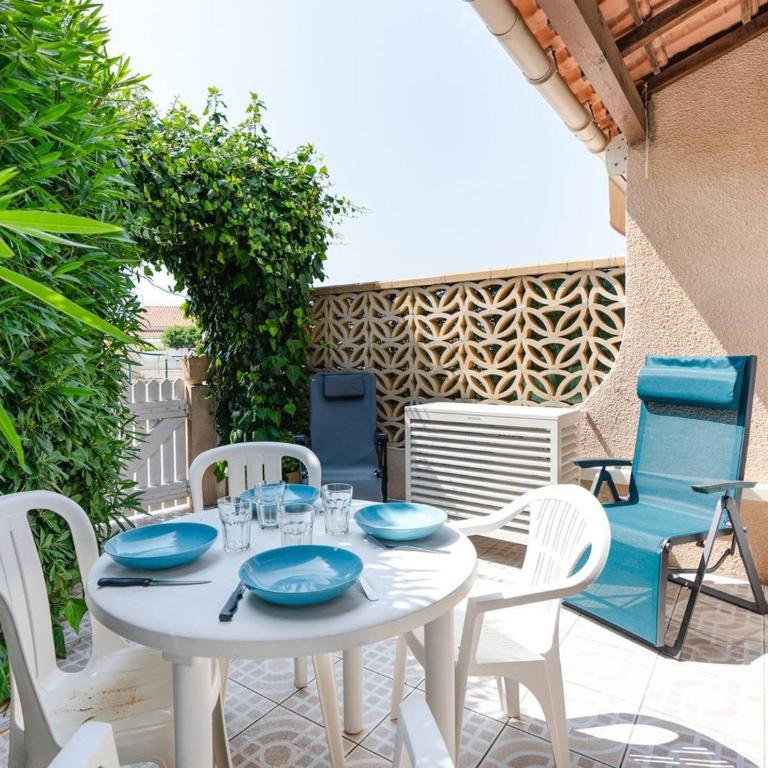 Pavillon Studio Mezzanine Climatisé Proche Plage avec Parking - FR-1-409A-37 - Villa - 1