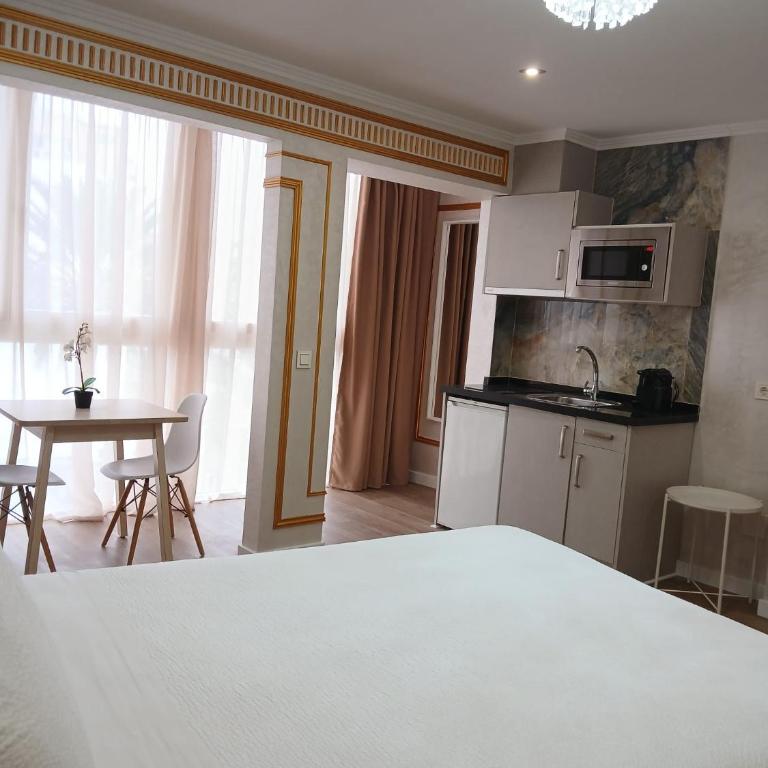 Costa Marbella Star Light - Estudio Doble Deluxe - 2