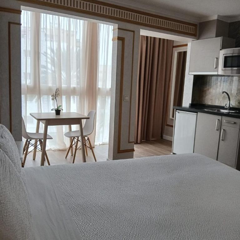 Costa Marbella Star Light - Estudio Doble Deluxe - 9