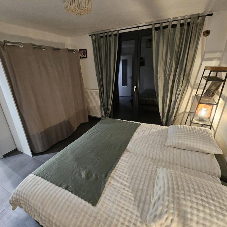 Le 24 route de Chalvet Havre de paix entre stations et lac - Appartement 3 Chambres - 12
