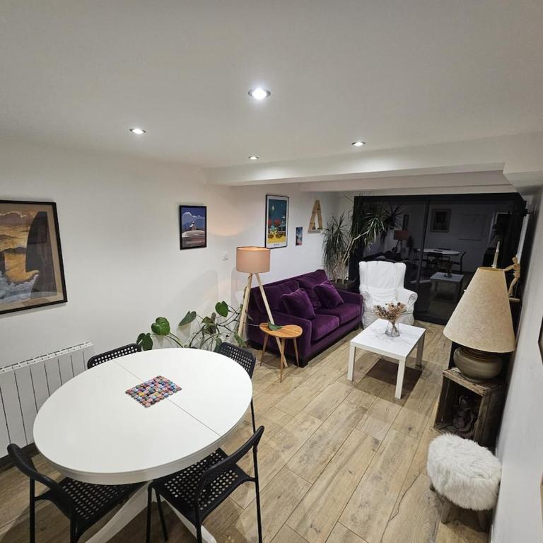 Le 24 route de Chalvet Havre de paix entre stations et lac - Appartement 3 Chambres - 13