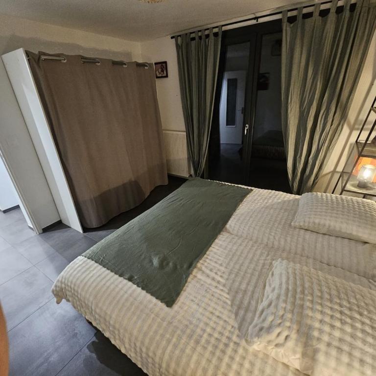 Le 24 route de Chalvet Havre de paix entre stations et lac - Appartement 3 Chambres - 45