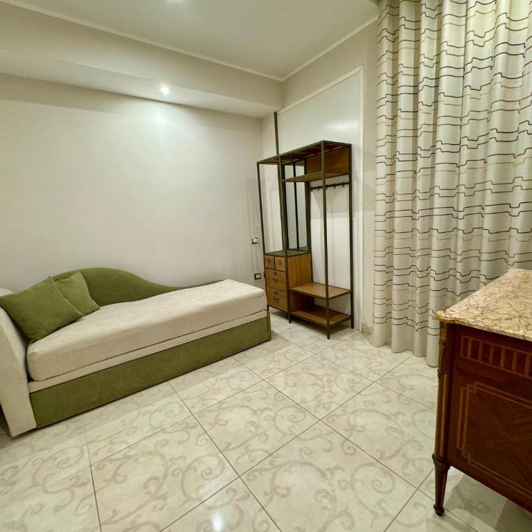 Casa Anatrella comfort house - Large Double Room - 11