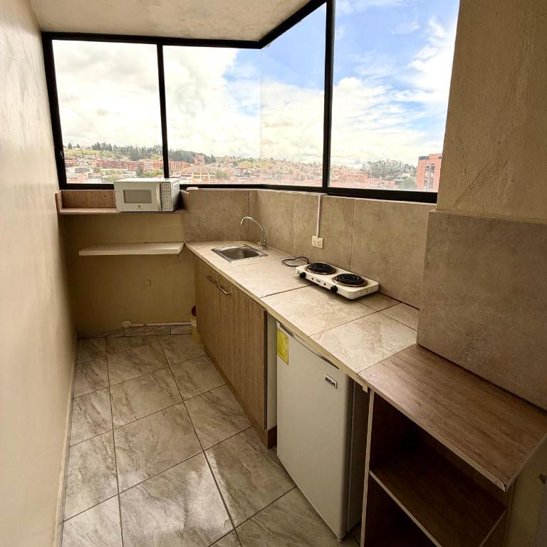 Suitesecu Rentals Cuenca - Suite con vistas a la ciudad - 5
