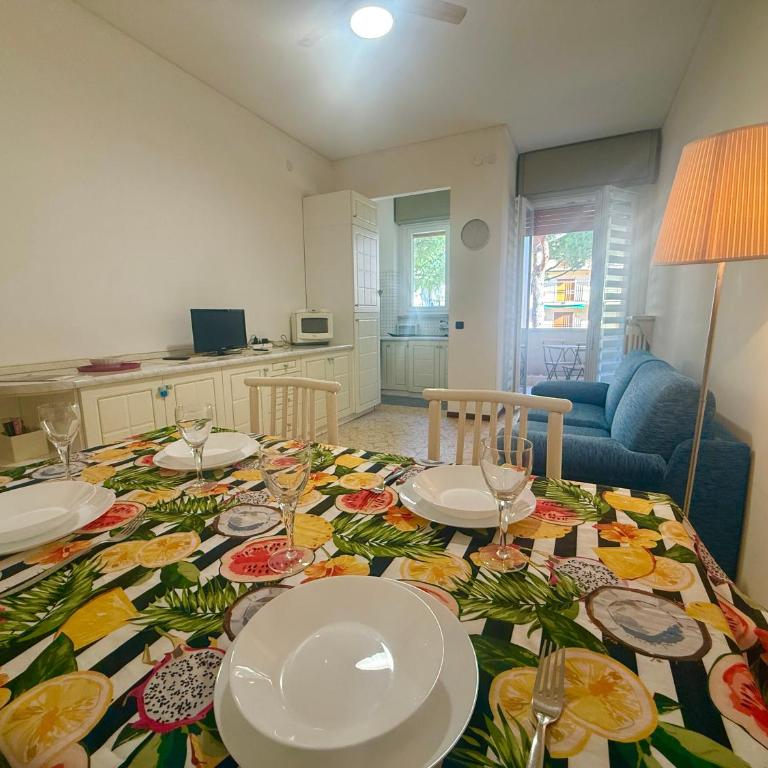 Andora Centro: Relax per 6 a due passi dal mare - Appartamento - 12