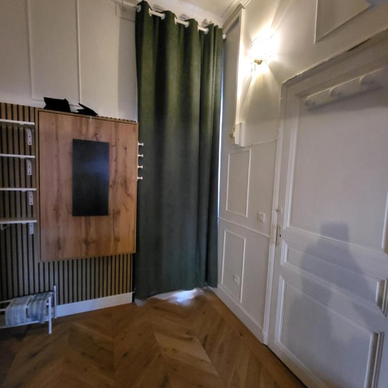 Studio Cosy Mezzanine 2-4p Carré d'Or - Appartement 1 Chambre - 12