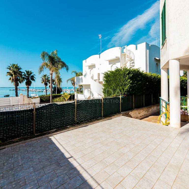 Oblò sul Mare - Two-Bedroom Apartment - 24