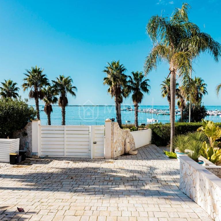 Oblò sul Mare - Two-Bedroom Apartment - 10