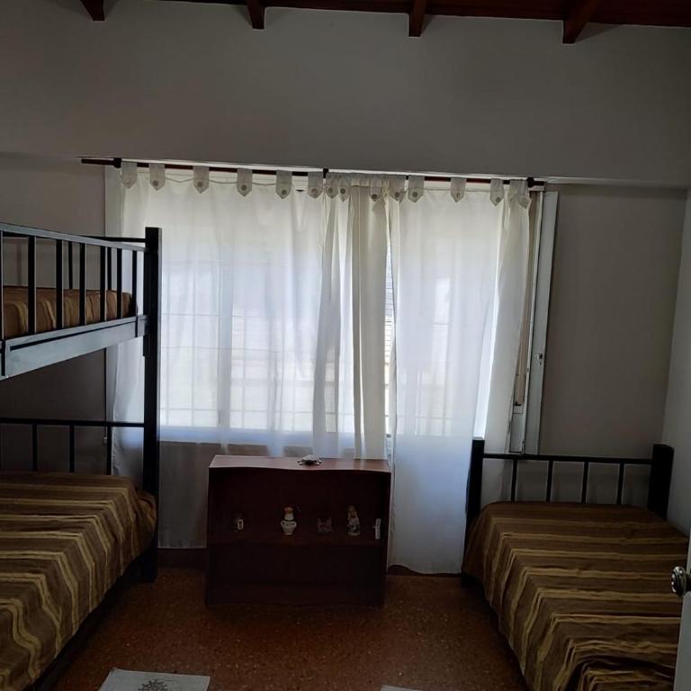 Depto ENTERO Amueblado a pasos del mar - Three-Bedroom Apartment - 15