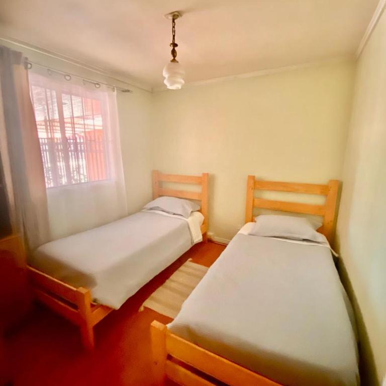 Hostal Marta 86 - Double Room with Shared Bathroom - 3