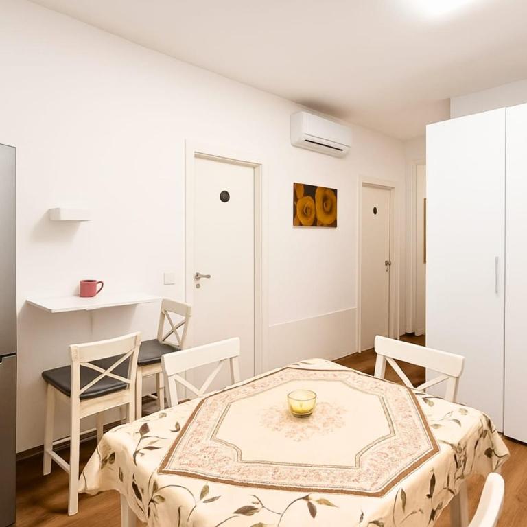 Bella Venezia Luxury Rooms - Camera Matrimoniale Deluxe con Balcone - 28