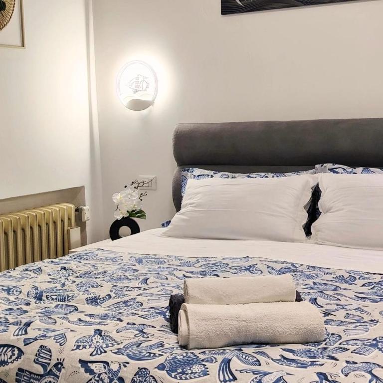 Bella Venezia Luxury Rooms - Camera Matrimoniale Deluxe con Balcone - 13