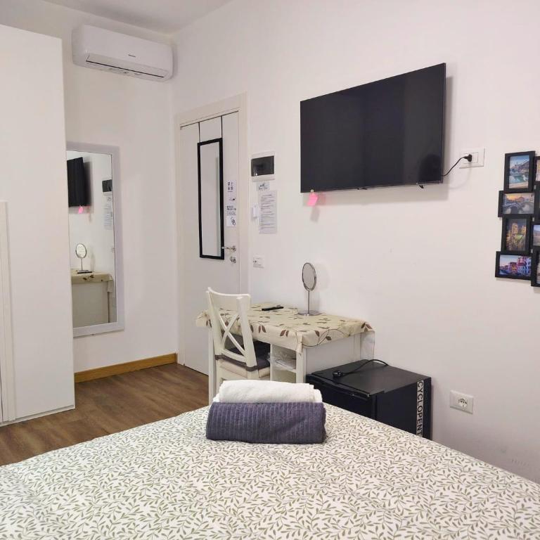Bella Venezia Luxury Rooms - Camera Matrimoniale Deluxe con Balcone - 18