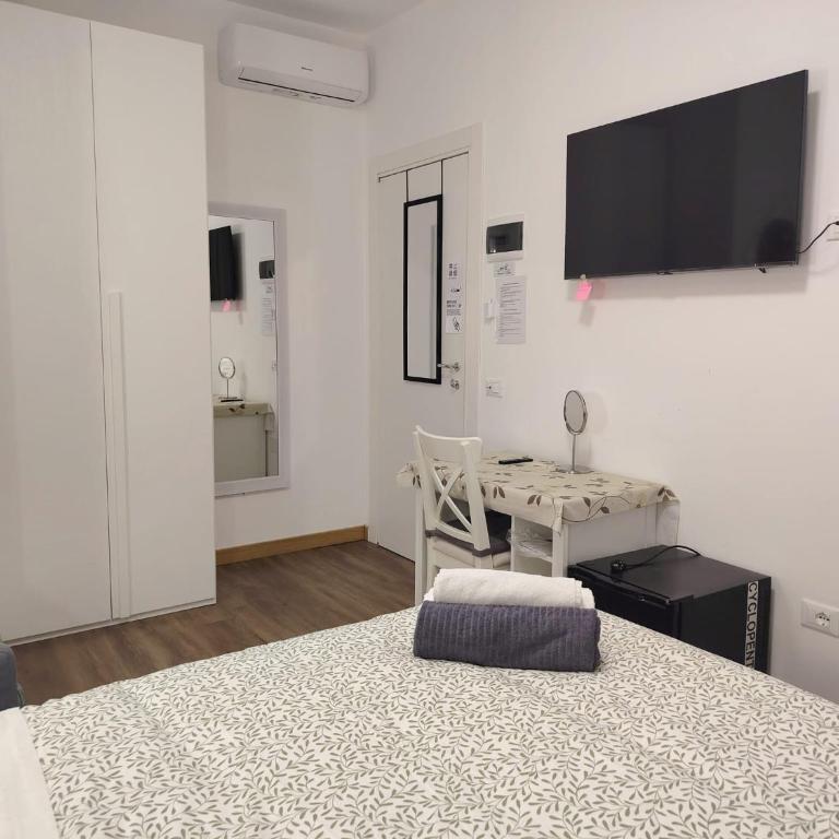 Bella Venezia Luxury Rooms - Camera Matrimoniale Deluxe con Balcone - 15