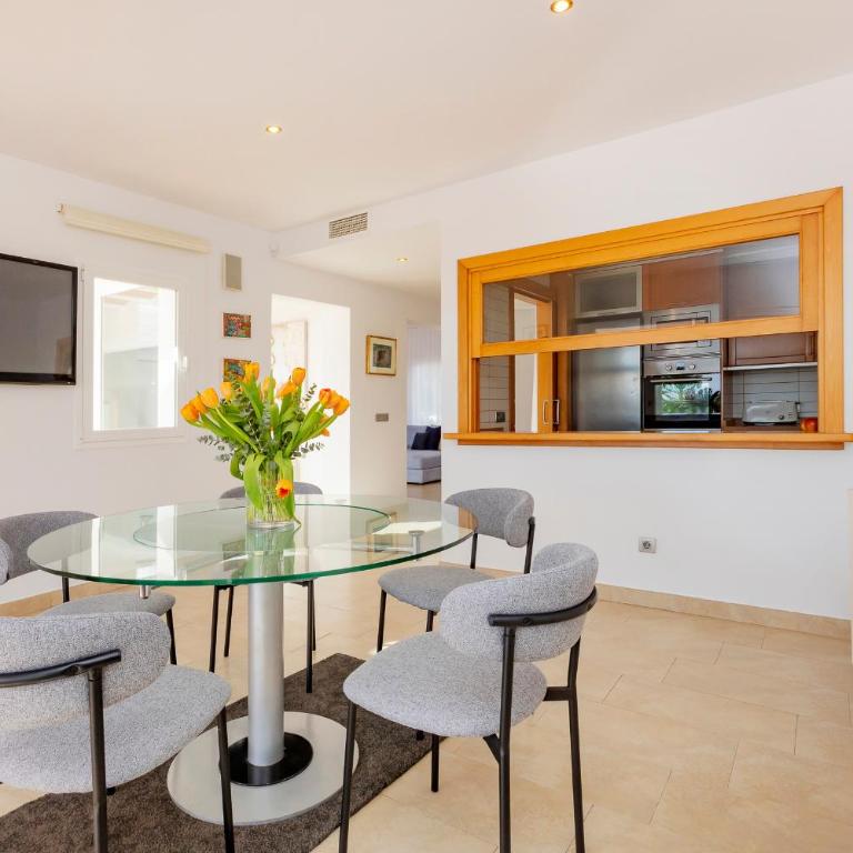 Villa near Ibiza Town sleeps 12,13 - Villa de 5 dormitorios - 32