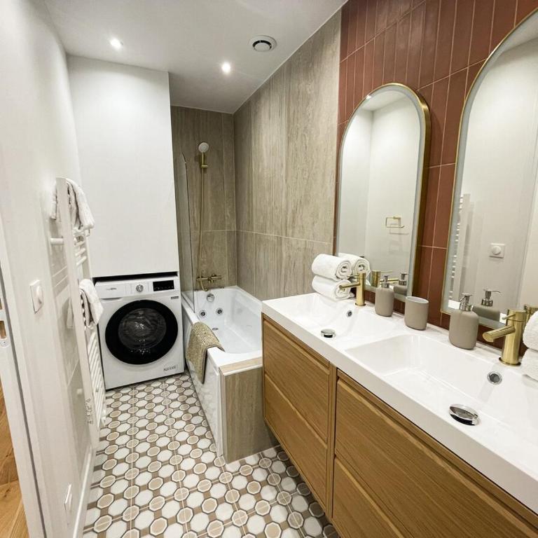 PT3 - Charming New Apt with AC - Historical Center - Apartment - 15