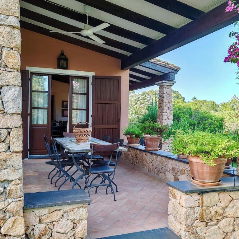 Charming Cottage with Private Garden near Nora & Chia - Villa - 6