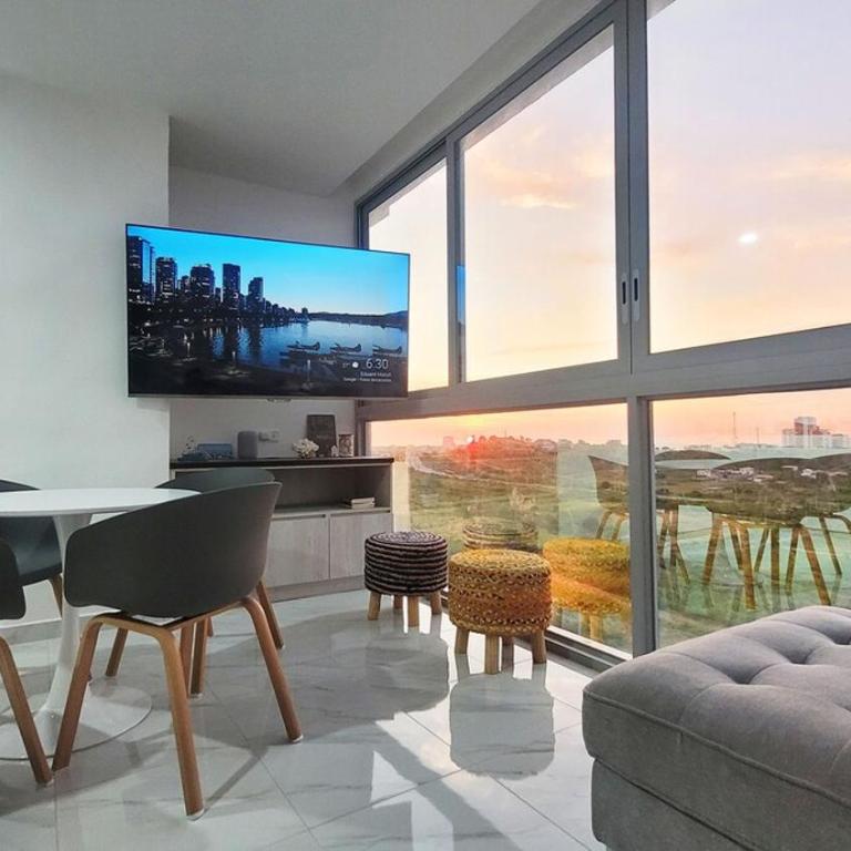 SeaDreams PuntaBlanca Ocean View, Pool, Perfect for Families - Two-Bedroom Apartment with Pool View - 14