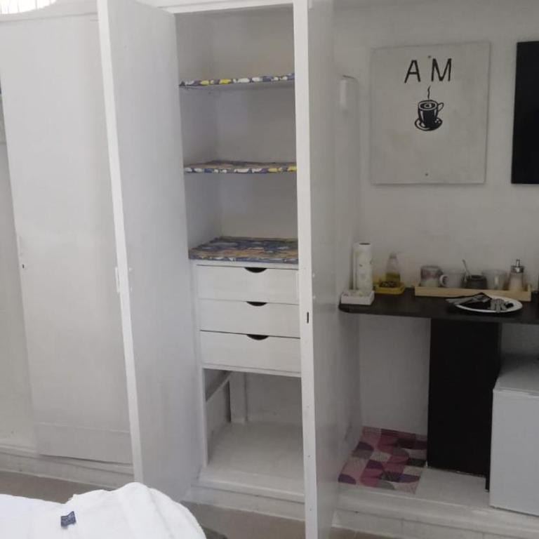 Alojamiento San Nicolas - Habitación Doble Superior - 1 cama extragrande o 2 individuales - 6
