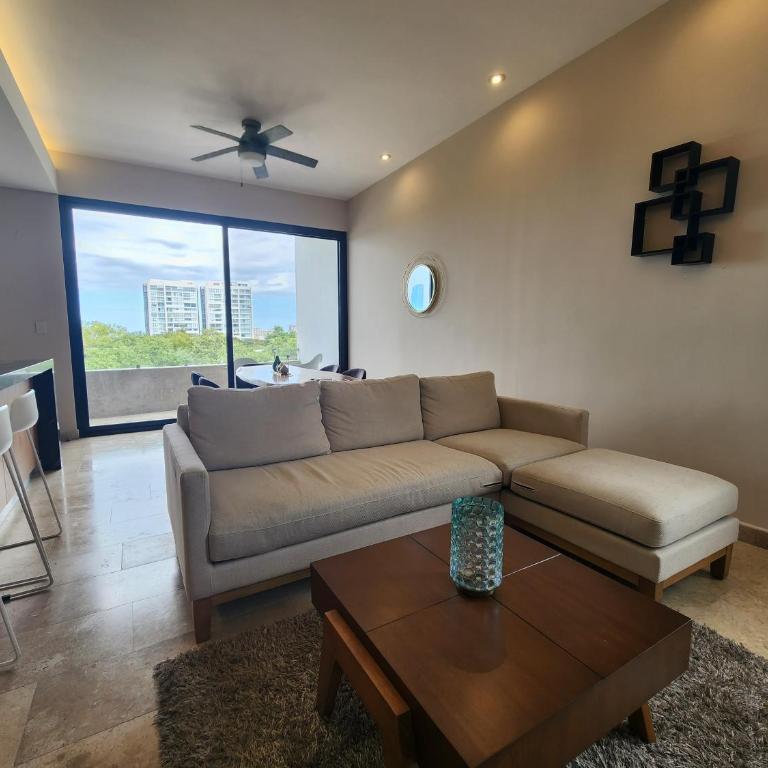 Infinity pool with panoramic view in Mérida - Two-Bedroom Apartment - 9