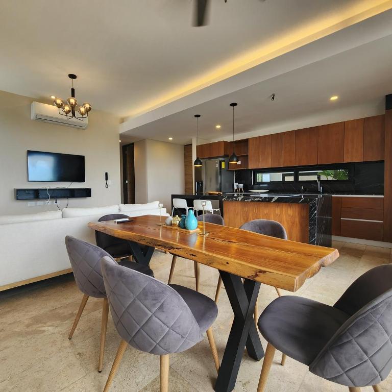 Infinity pool with panoramic view in Mérida - Two-Bedroom Apartment - 3