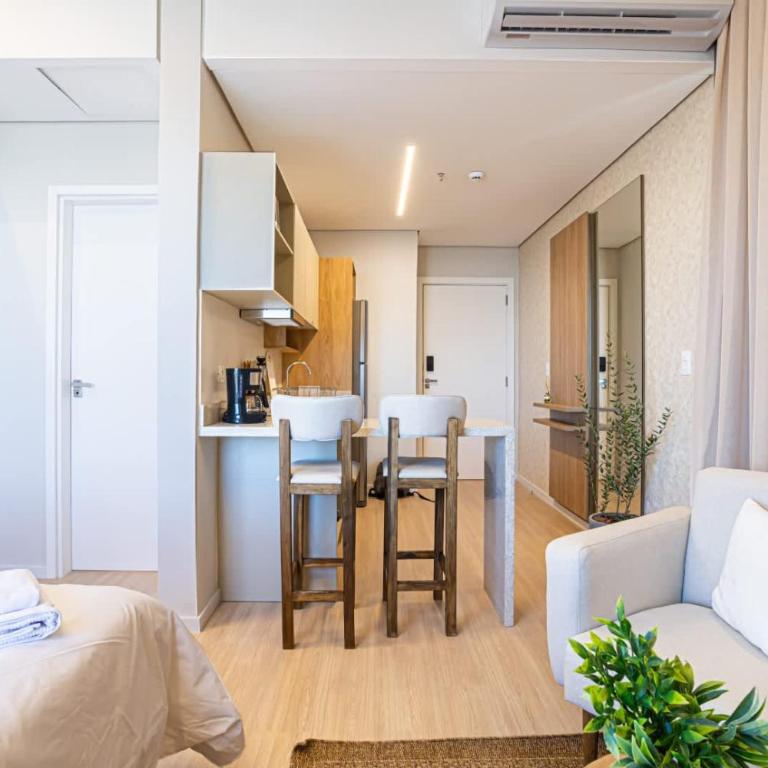 Hestia Petra Tower Modern Living Tallest Tower - Apartment - 8