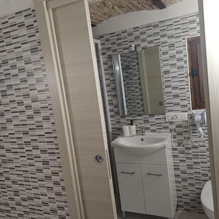 Sant'Efisio 94 - Appartamento con 1 Camera da Letto - 13