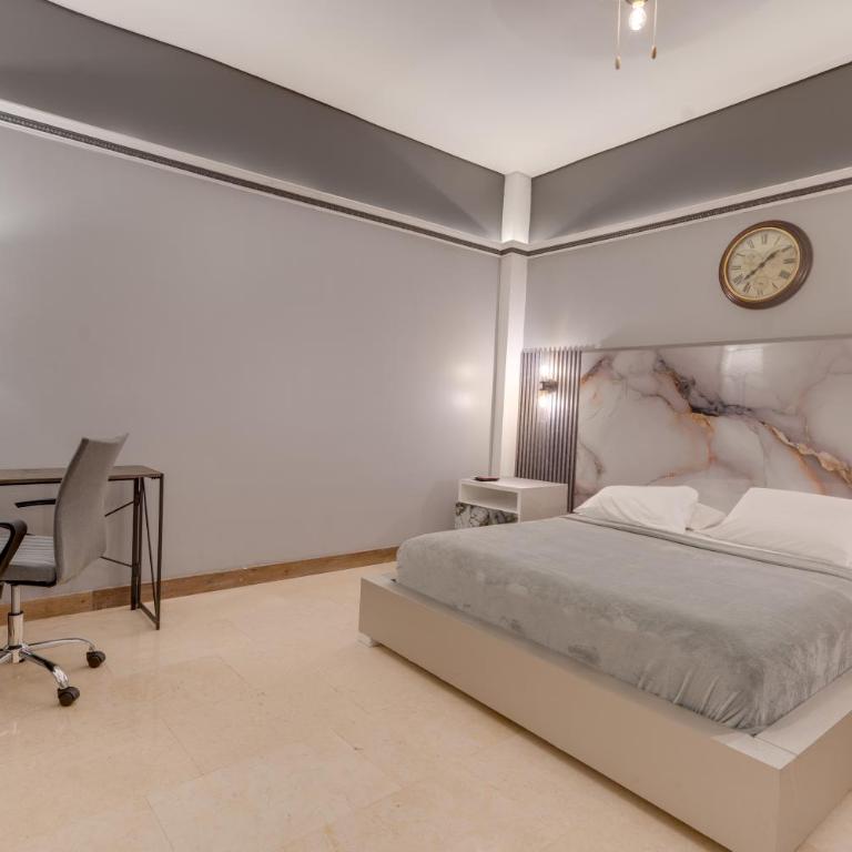 Hotel Granada Embassy - Suite Deluxe - 1