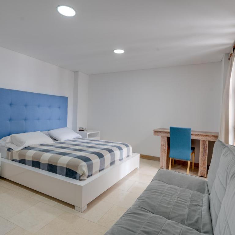 Hotel Granada Embassy - Habitación Familiar Superior - 6