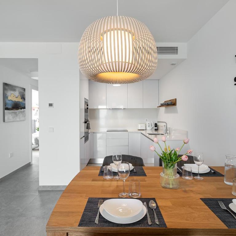 Iconic Sea View - Two-Bedroom Apartment - 20