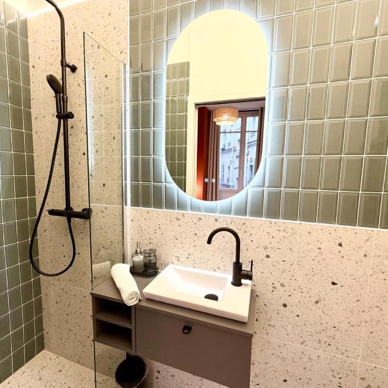 L Escapade du 9ᵉ Appartement élégant et confortable au cœur de Paris - Appartement 1 Chambre - 20
