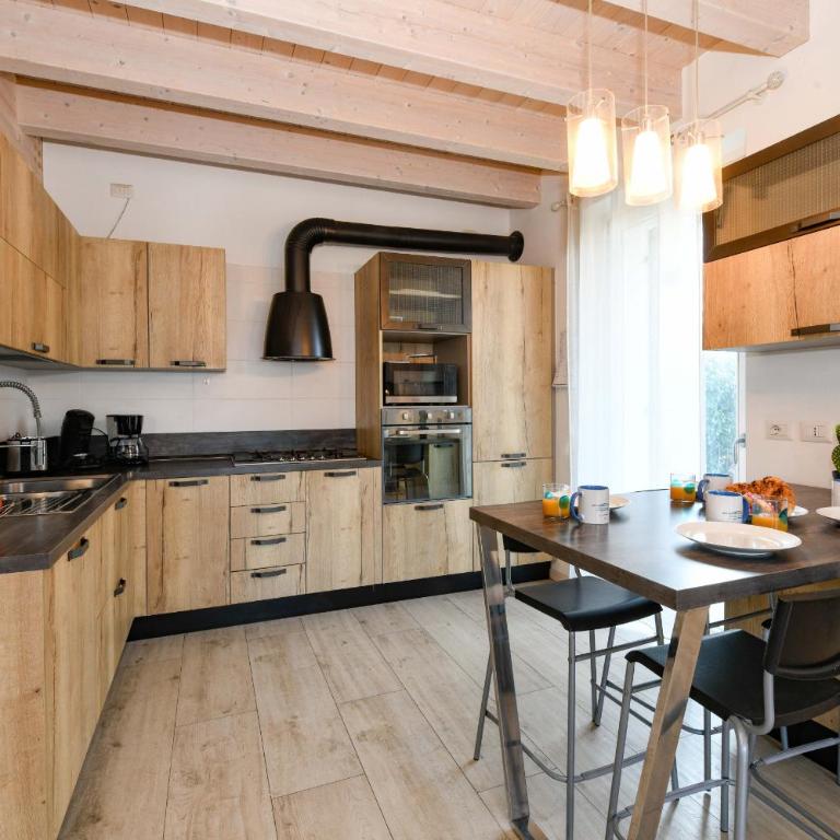 MGH- Dama Family Home Peschiera - Casa con 4 camere da letto - 4