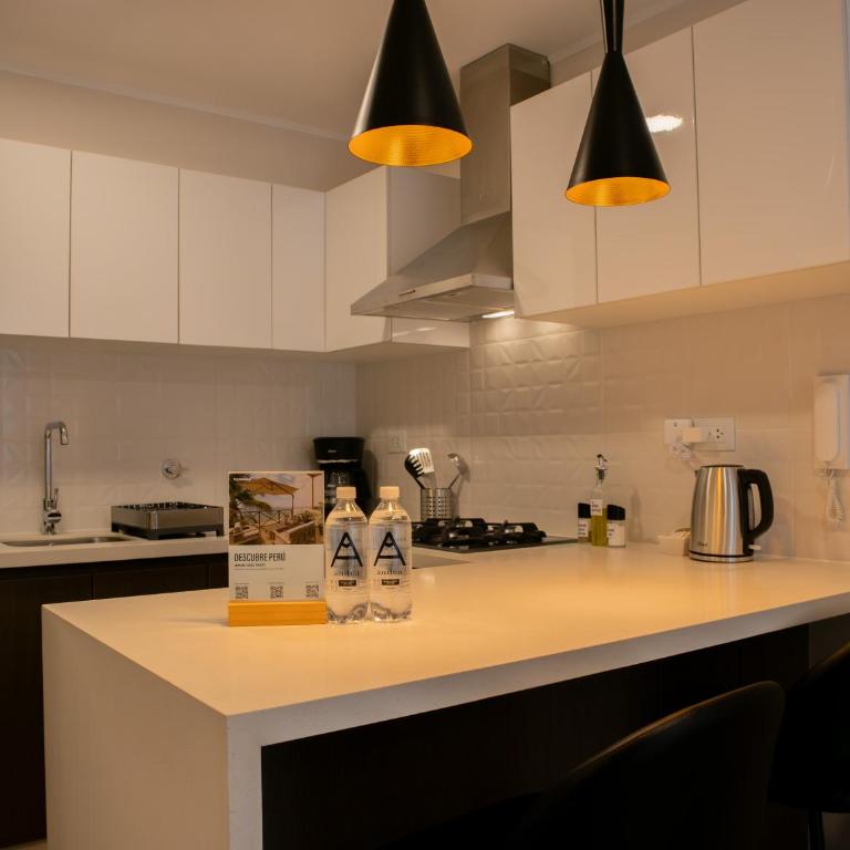 Art Residence in Miraflores by Wynwood House - One-Bedroom Deluxe Apartment - 4