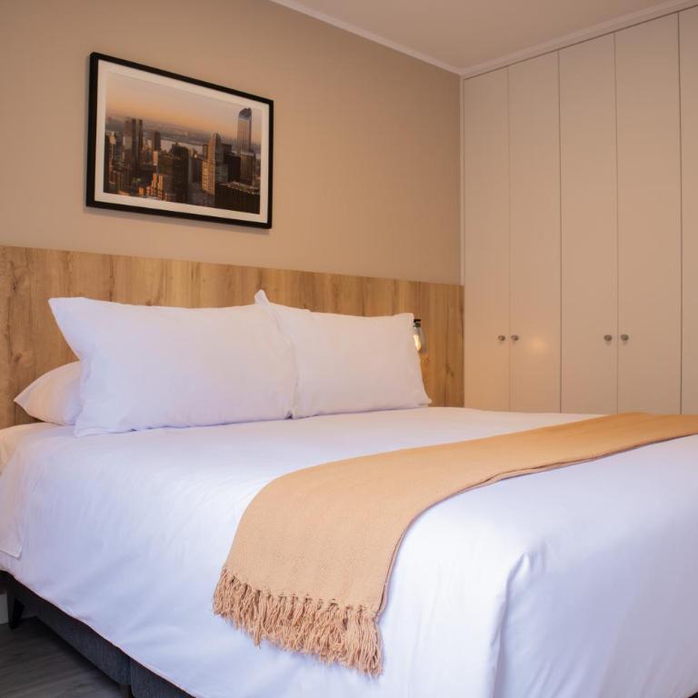 Art Residence in Miraflores by Wynwood House - One-Bedroom Deluxe Apartment - 6