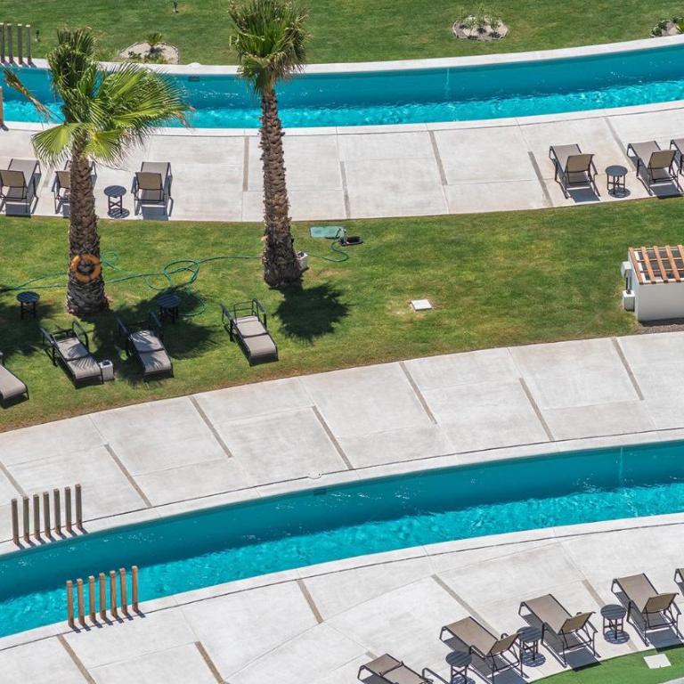 One 1402B Hotel Room: New Beachfront Resort, Style & Comfort - Maison de Vacances - 20