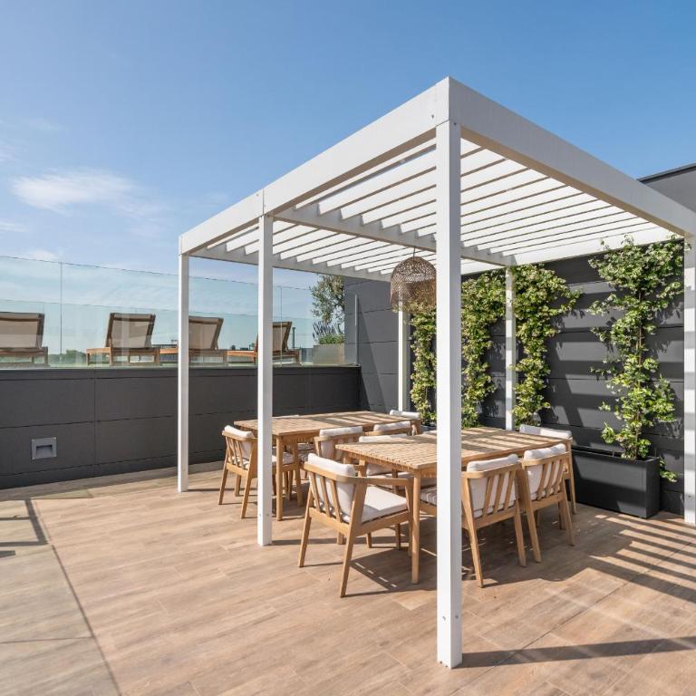 IFEMA-Aeropuerto 2 Hab, Piscina y Parking Gratis Alquiler Temporal - Apartment - 35