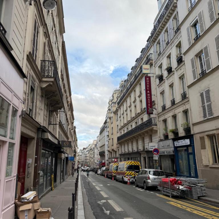 L Escapade du 9ᵉ Appartement élégant et confortable au cœur de Paris - Appartement 1 Chambre - 2