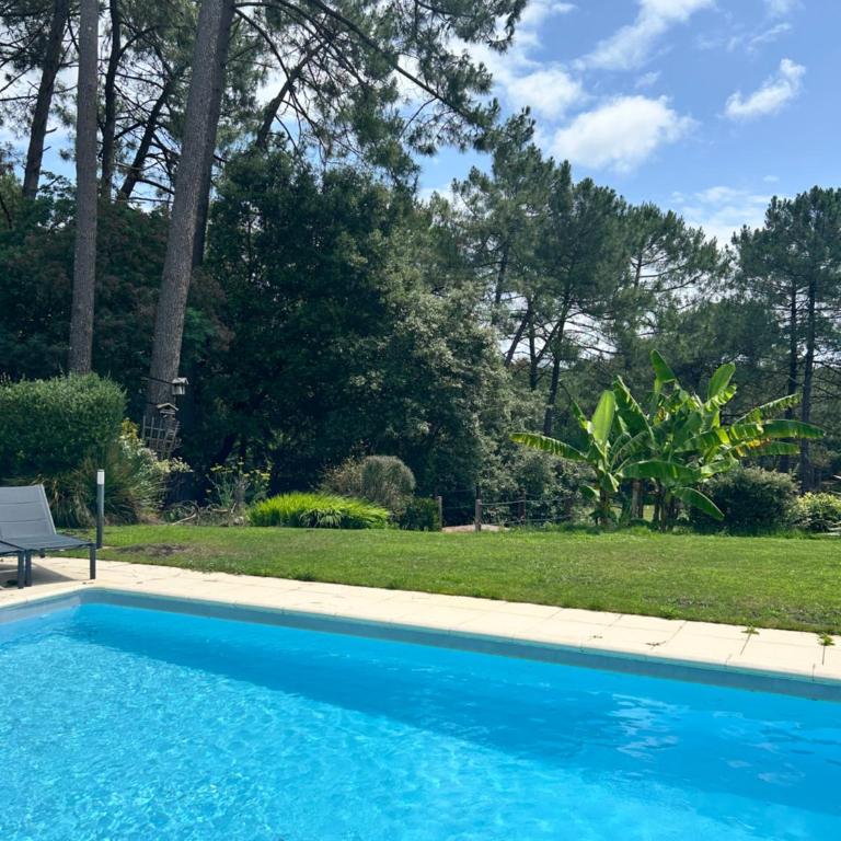 Villa Luxe piscine chauffée, 4 chambres, surplombant le golf entre océan & lac Plage à 5 min - Villa - 23