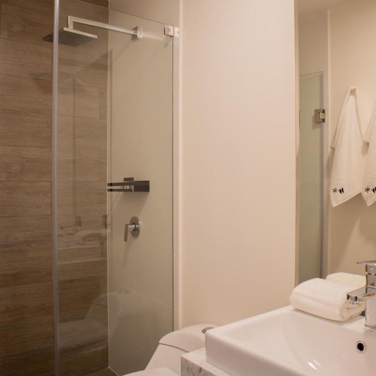 Art Residence in Miraflores by Wynwood House - One-Bedroom Apartment - 9
