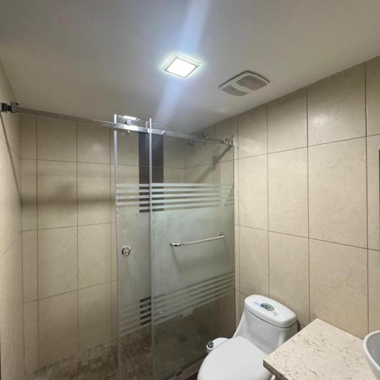 Amplio departamento en Puerto Santa Ana - Two-Bedroom Apartment - 17